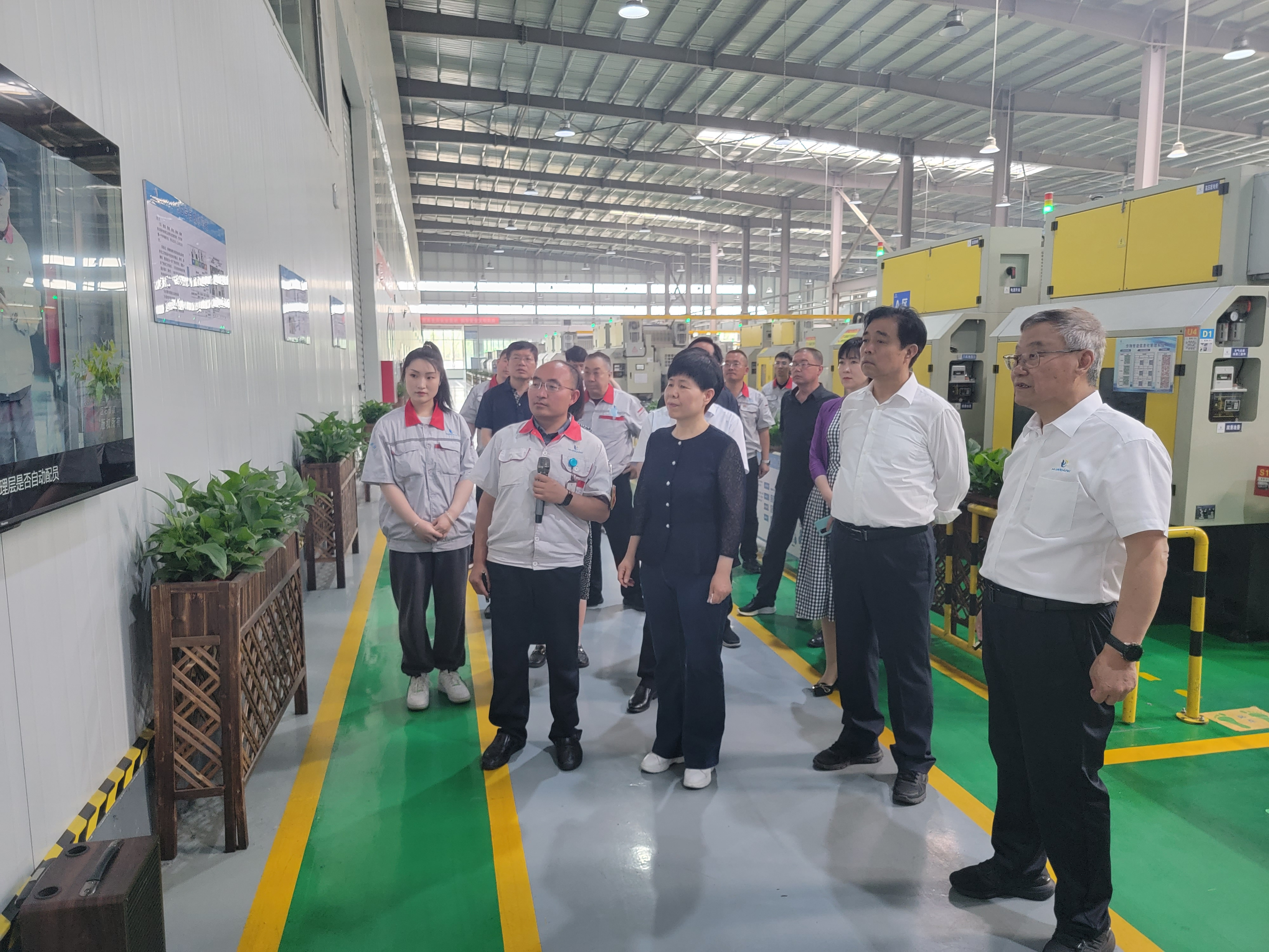 省工商联主席景普秋深刻抖圈人生就是博集团走访调研